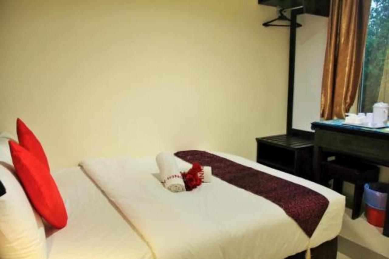 Sun Inns Hotel Kepong Near Hospital Sungai Buloh Куала-Лумпур Экстерьер фото